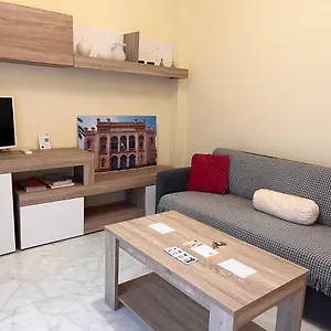 The Traveller`s house El camerino del Falla con WIFI Apartamento